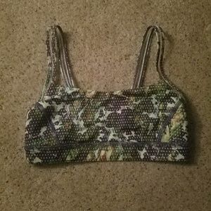 Lululemon sports bra